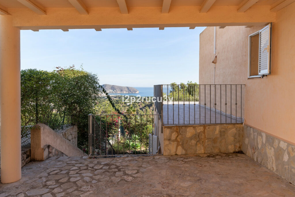 Detached Villa Moraira Alicante - image 36