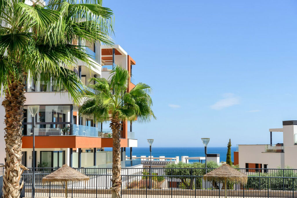 Middle Floor Apartment Fuengirola Málaga - image 36