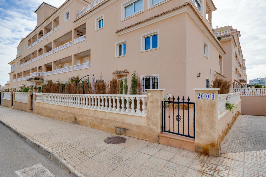 Townhouse Los Dolses Alicante - image 35