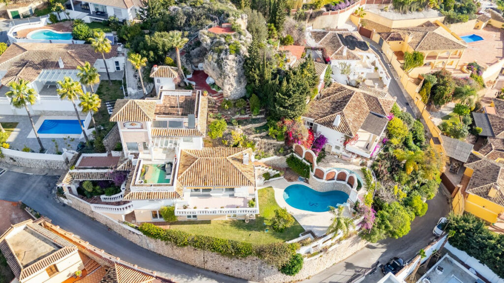Detached Villa Benalmadena Málaga - image 36
