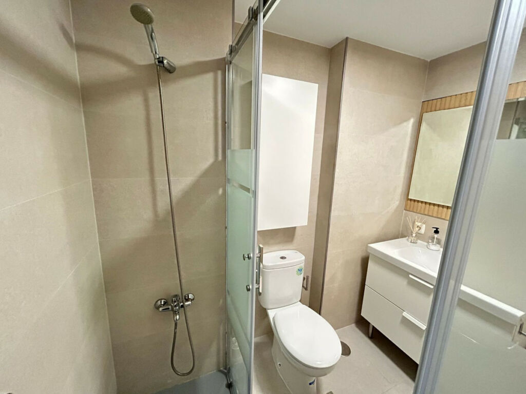 Middle Floor Apartment Los Boliches Málaga - image 37