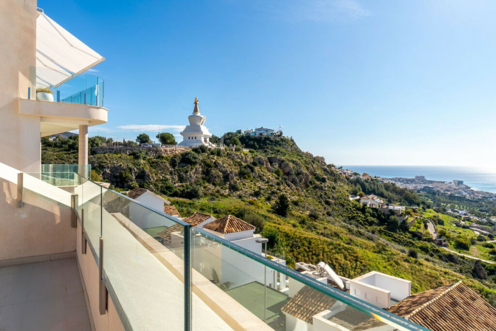 Penthouse Duplex Benalmadena Pueblo Málaga - image 37