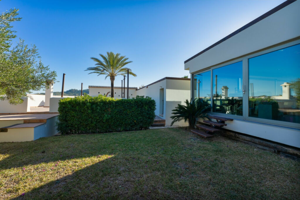 Detached Villa Javea Alicante - image 37