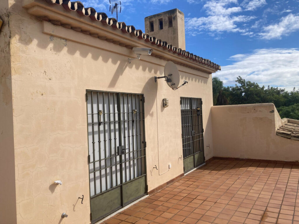 Detached Villa Selwo Málaga - image 32