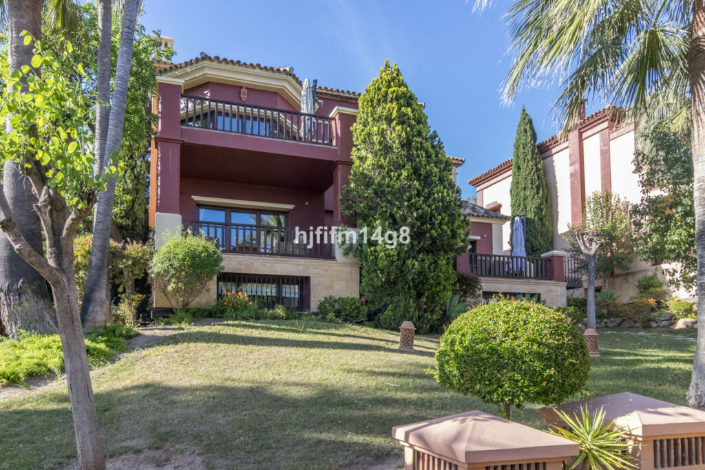 Detached Villa The Golden Mile Málaga