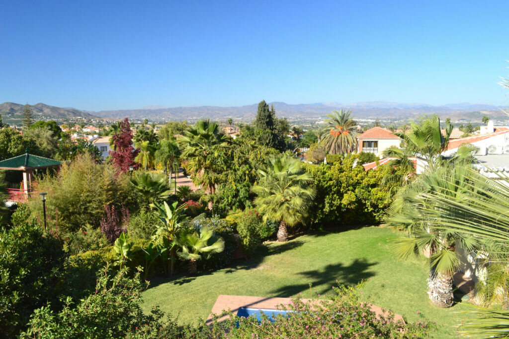 Detached Villa Alhaurín de la Torre Málaga - image 38