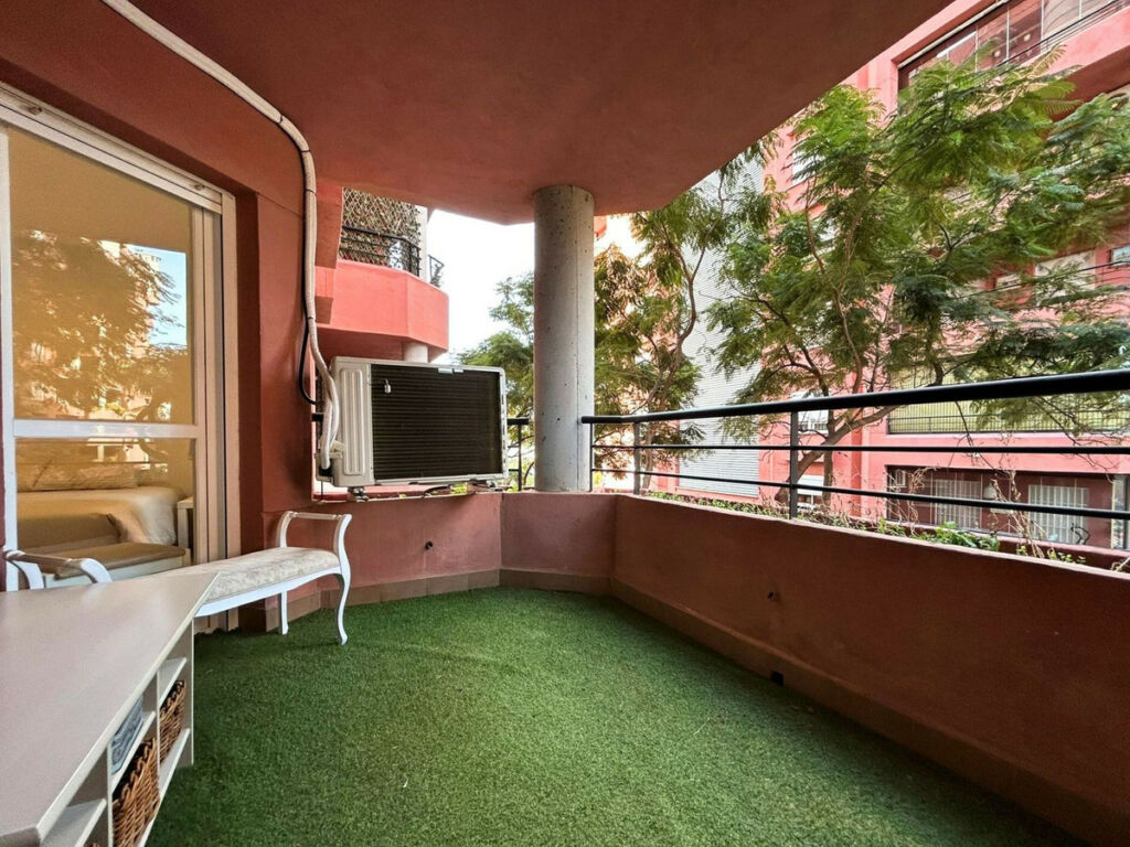 Middle Floor Apartment Los Boliches Málaga - image 38