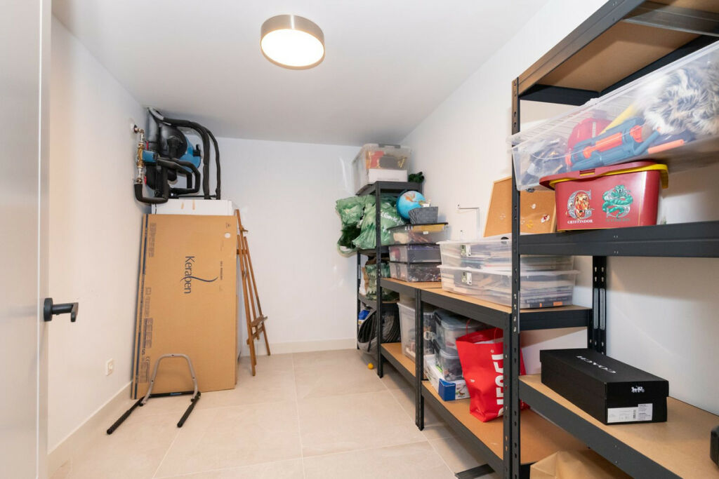 Middle Floor Apartment Cabopino Málaga - image 37
