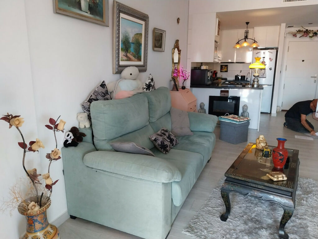 Middle Floor Apartment La Mata Alicante - image 4