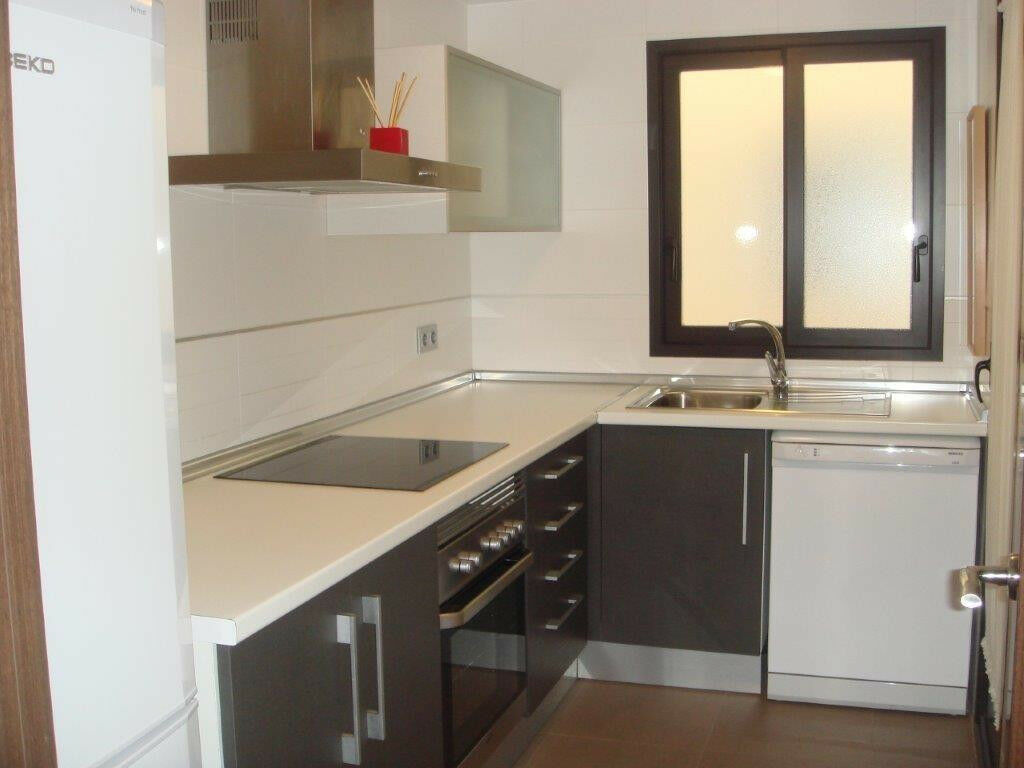 Middle Floor Apartment La Nucia Alicante - image 4