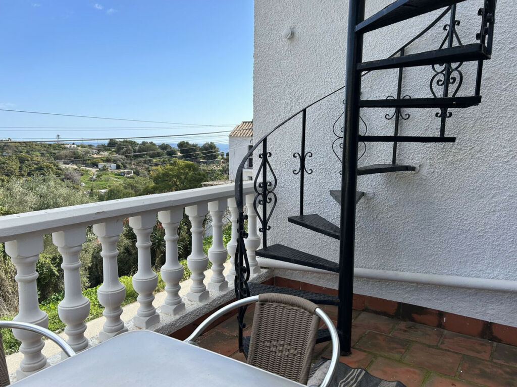 Detached Villa Nerja Málaga - image 4