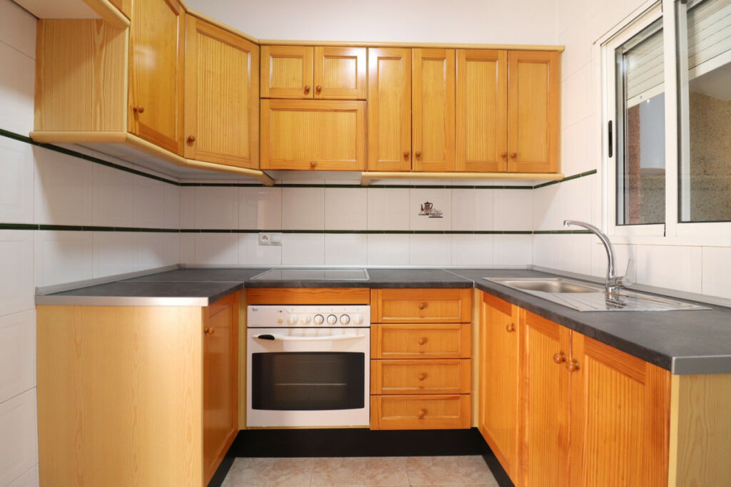 Detached Villa Montemar Alicante - image 4