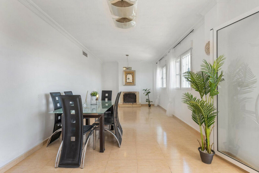 Detached Villa Rojales Alicante - image 5