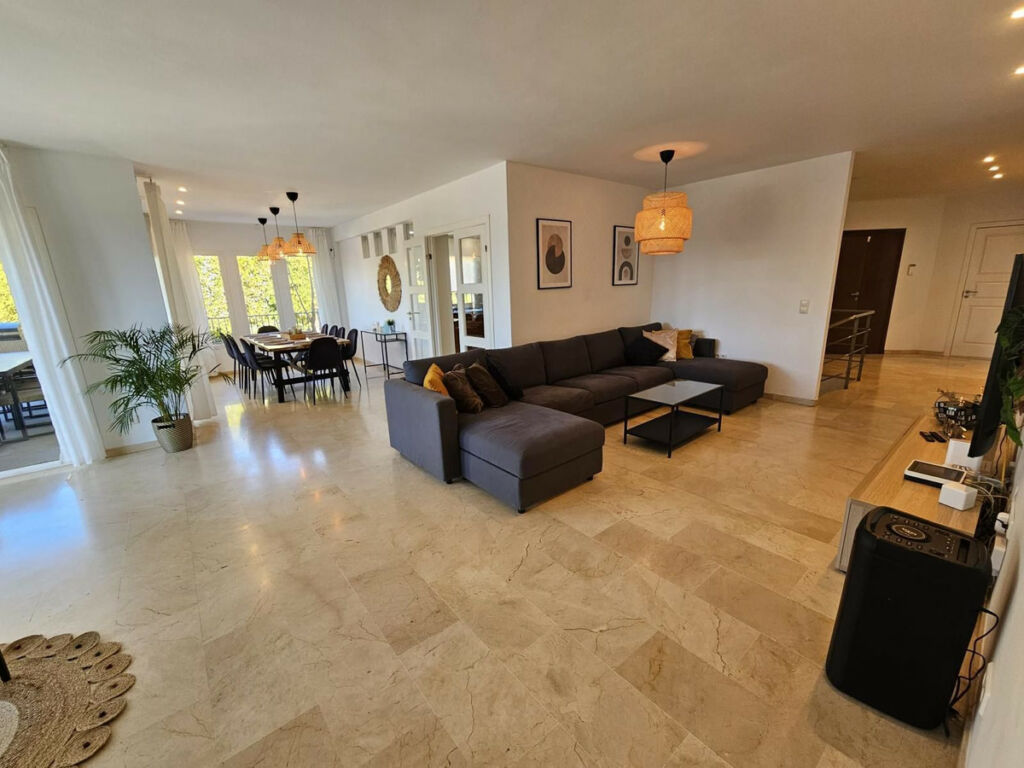 Detached Villa Benalmadena Málaga - image 4
