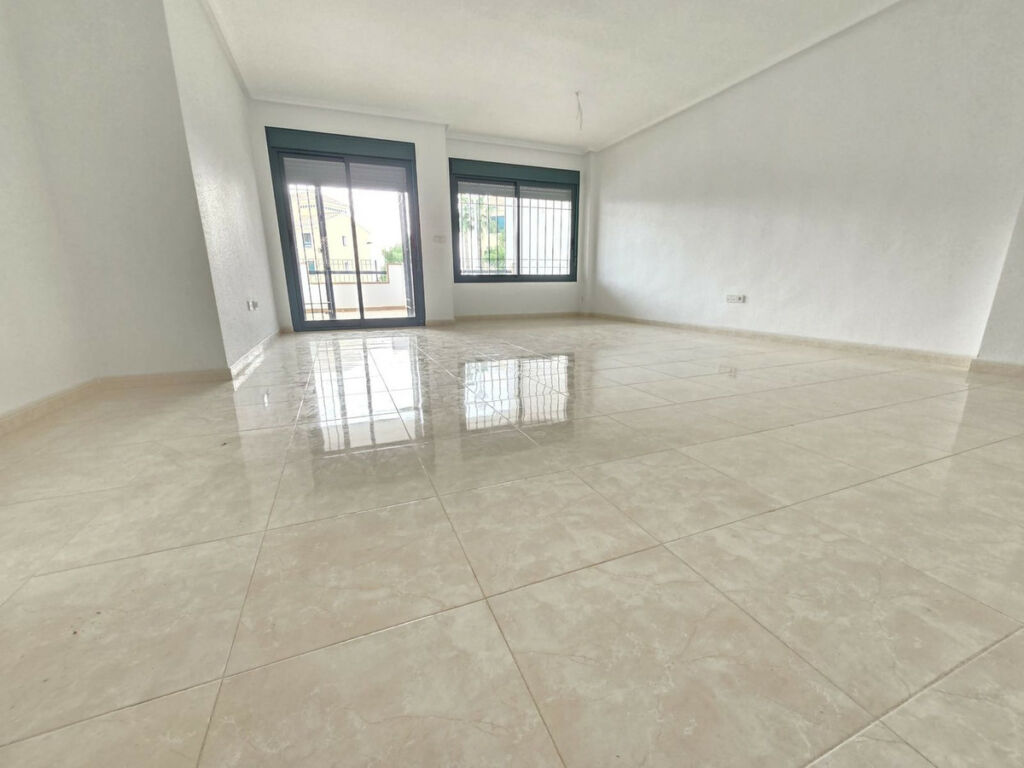Ground Floor Apartment Lomas De Campoamor Alicante - image 3