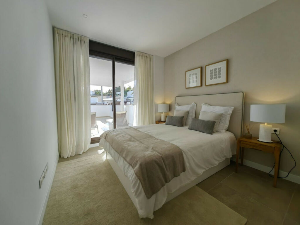 Ground Floor Apartment Estepona Málaga - image 4