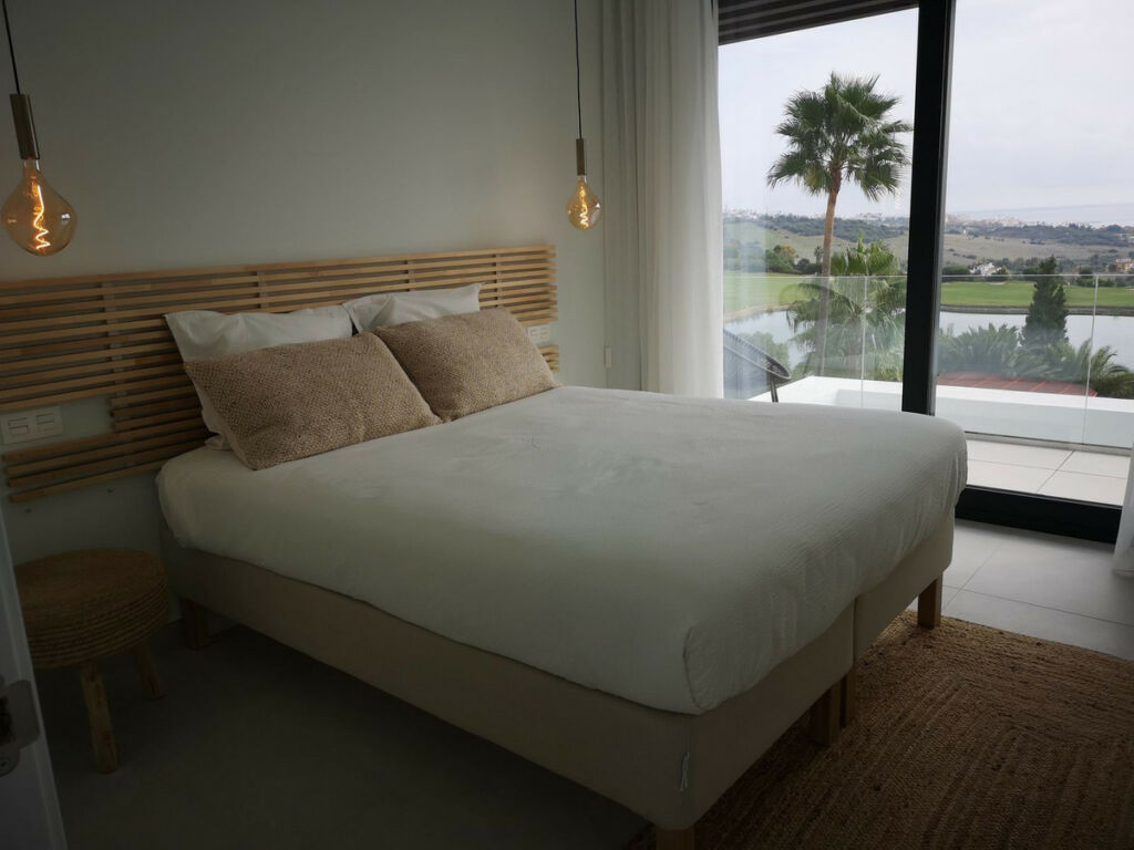 Detached Villa Estepona Málaga - image 40