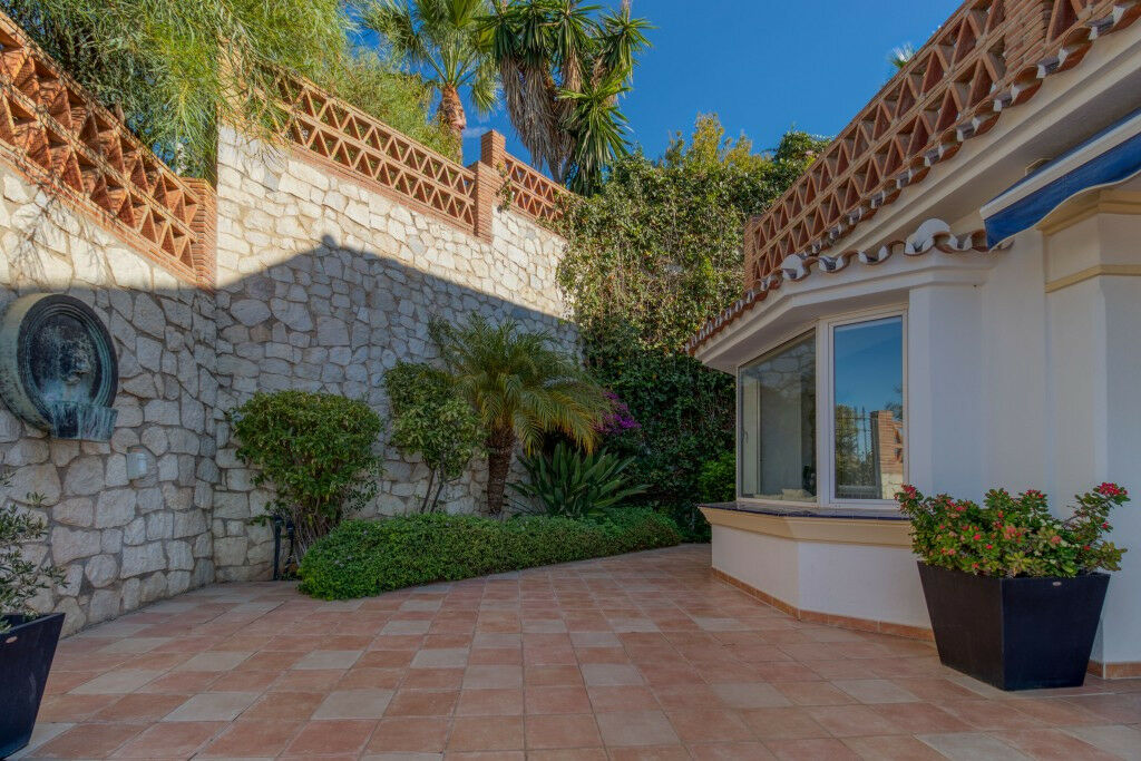 Detached Villa Mijas Málaga - image 40