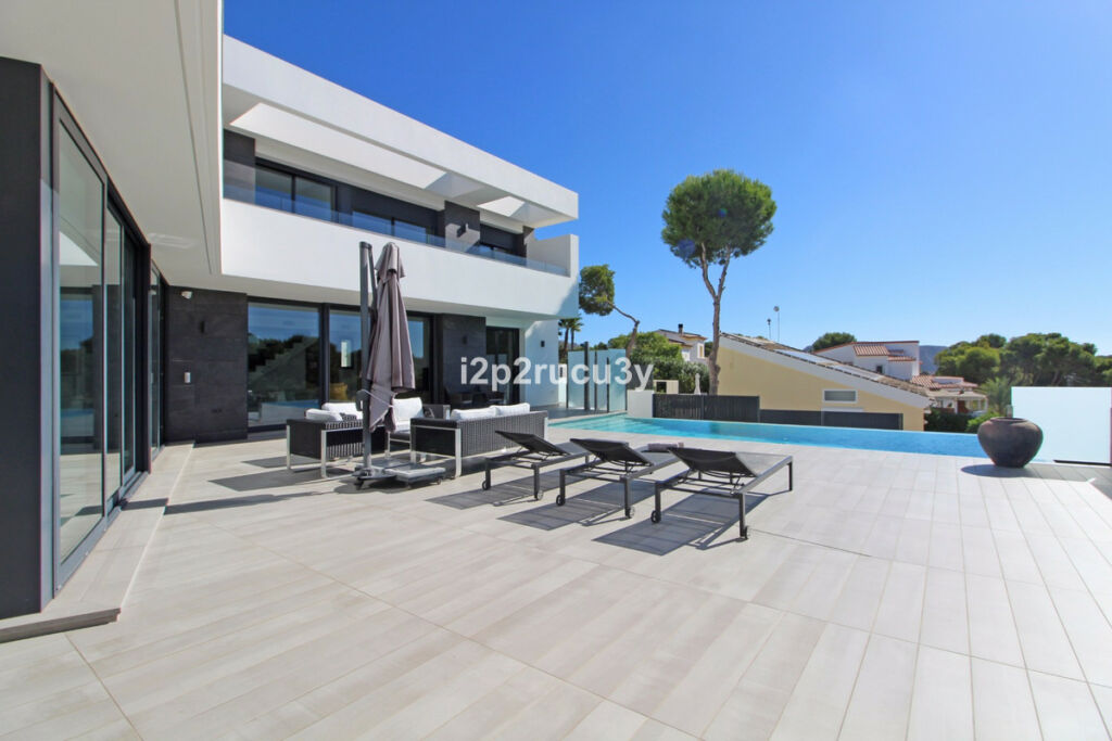 Detached Villa Moraira Alicante - image 41