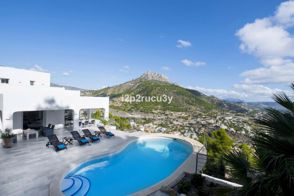 Detached Villa Calpe Alicante - image 27