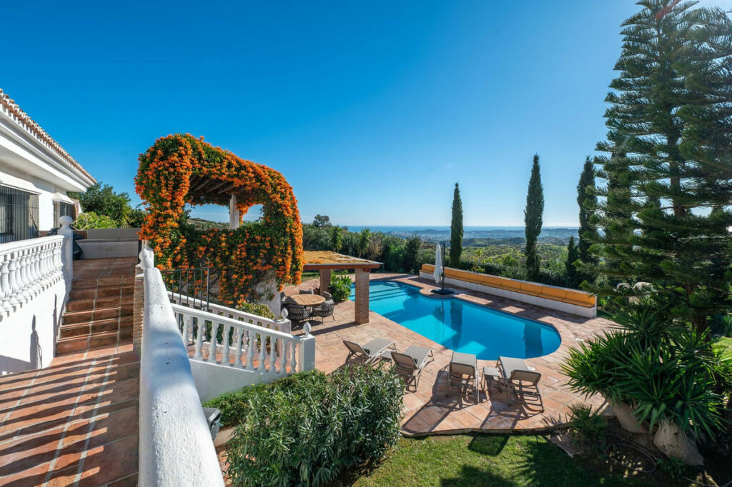 Detached Villa Valtocado Málaga - image 42