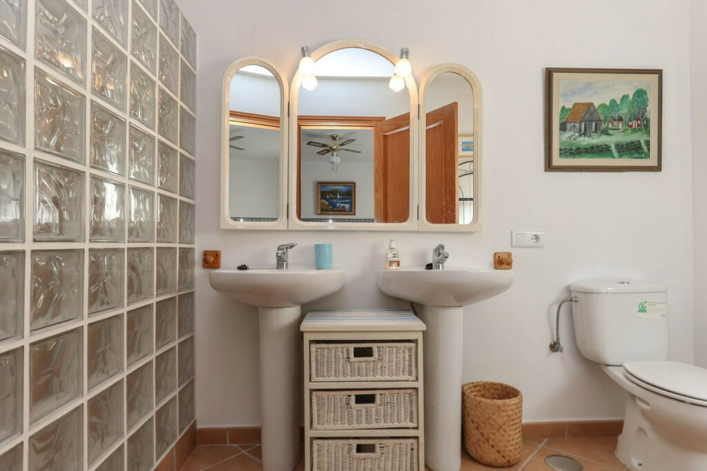 Bed and Breakfast Tolox Málaga - image 42