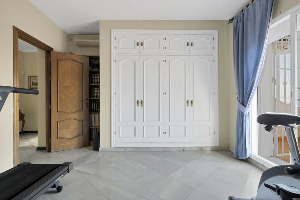 Detached Villa San Pedro de Alcántara Málaga - image 43