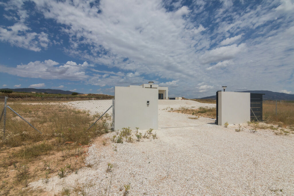 Detached Villa Aspe Alicante - image 45