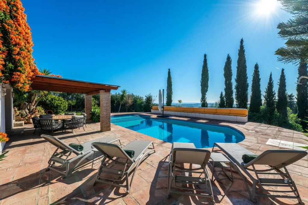 Detached Villa Valtocado Málaga - image 45
