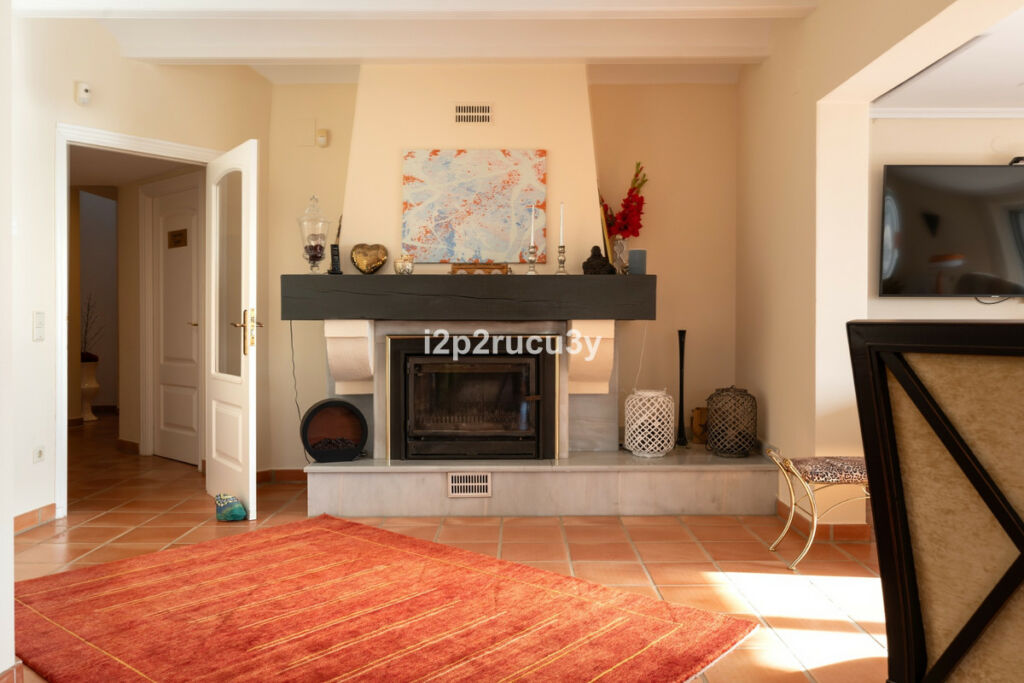 Detached Villa Moraira Alicante - image 35