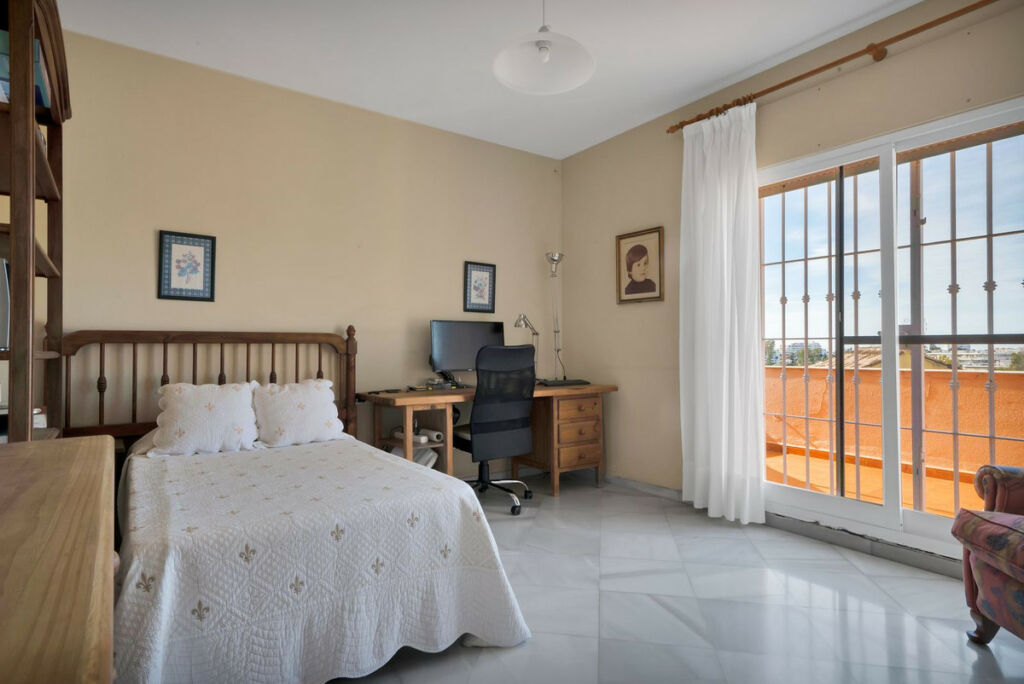Detached Villa San Pedro de Alcántara Málaga - image 48