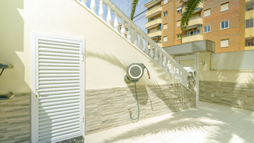 Townhouse Punta Prima Alicante - image 49