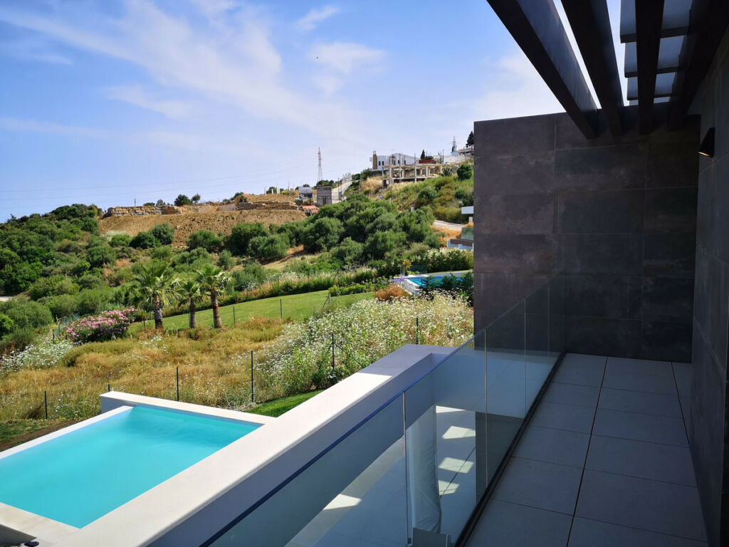 Detached Villa Estepona Málaga - image 49