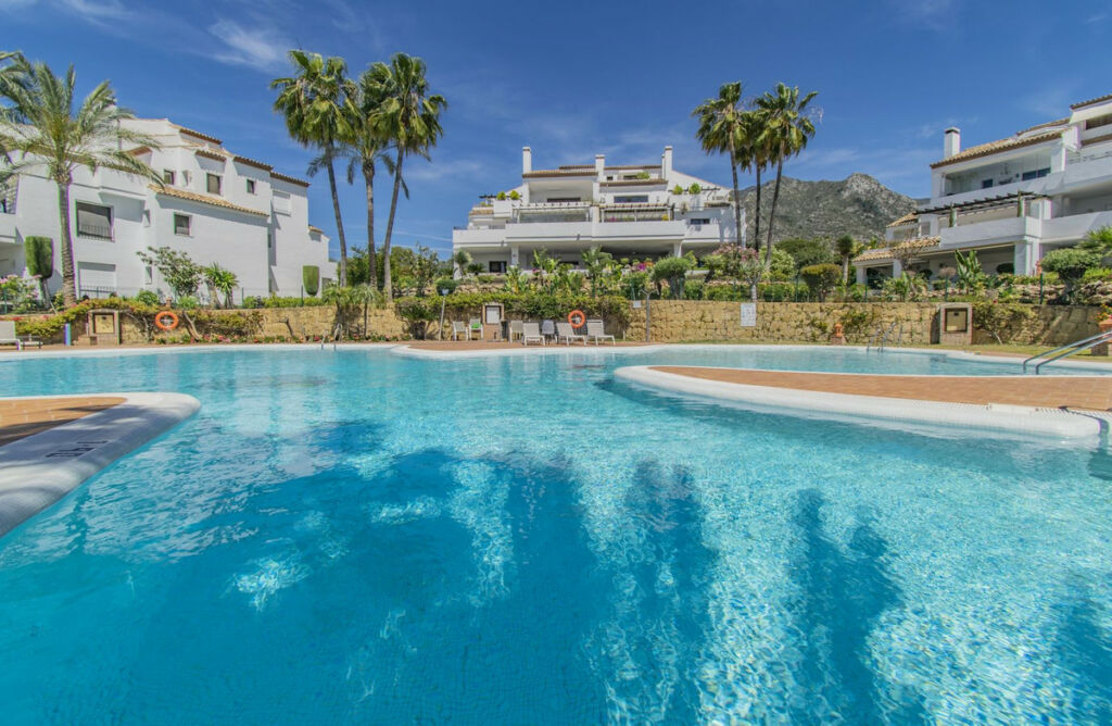 Middle Floor Apartment Sierra Blanca Málaga - image 49