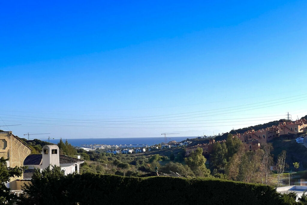 Residential Plot Estepona Málaga - image 5