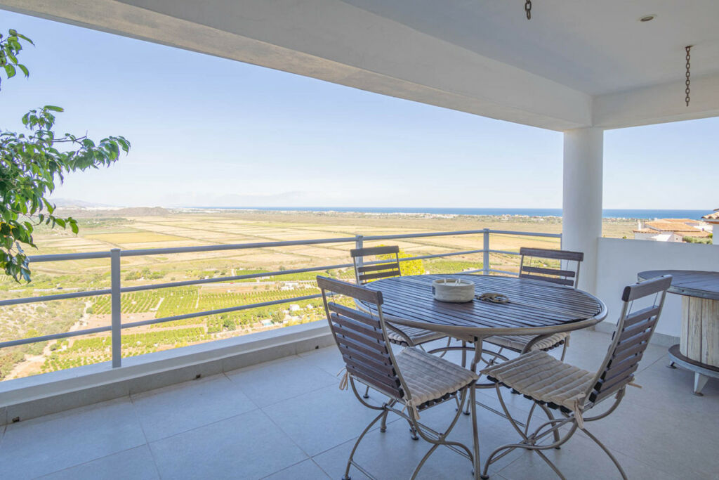 Detached Villa Pego Alicante - image 5