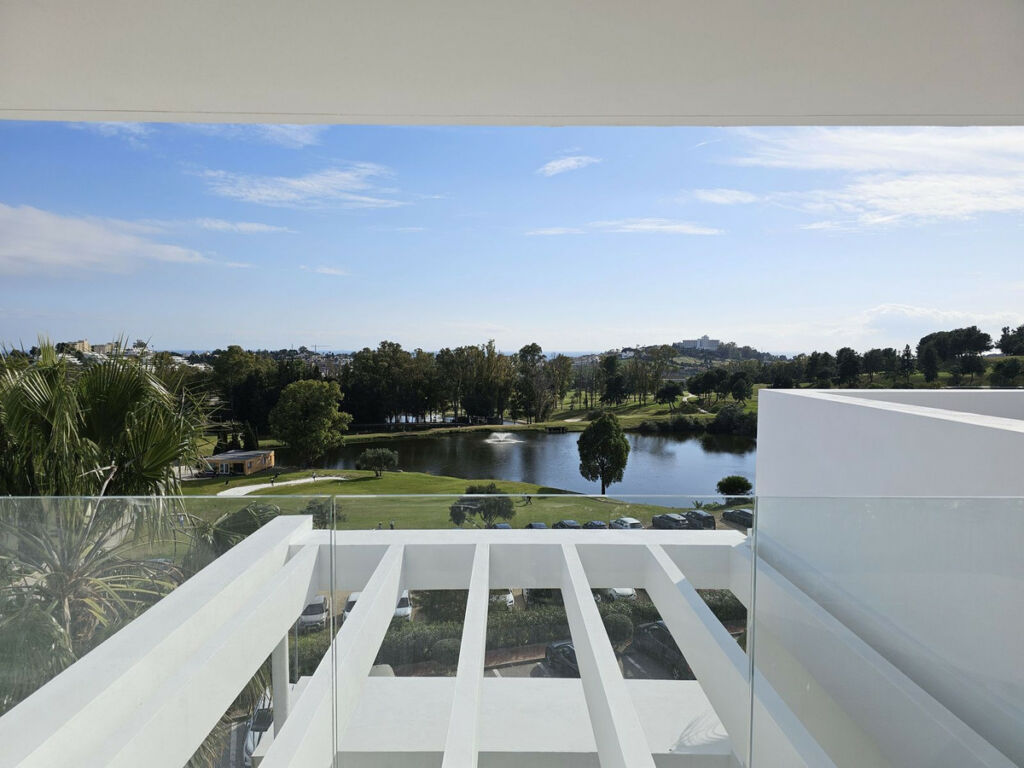 Penthouse Duplex Atalaya Málaga - image 5