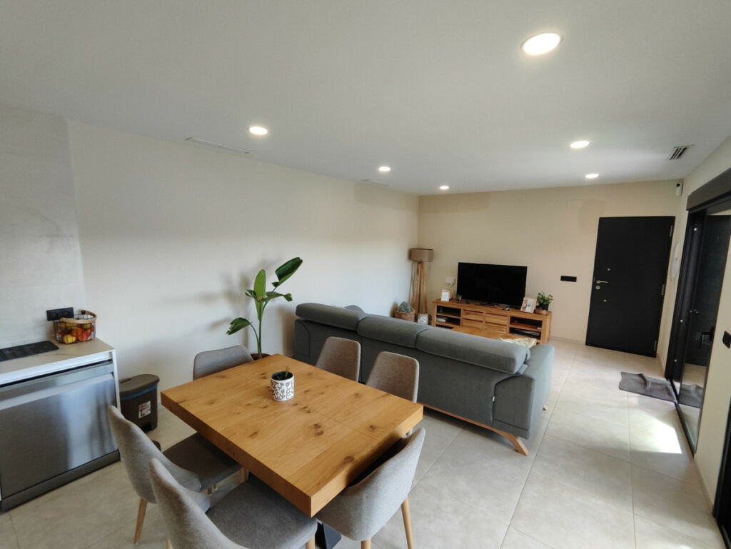 Detached Villa Aspe Alicante - image 5