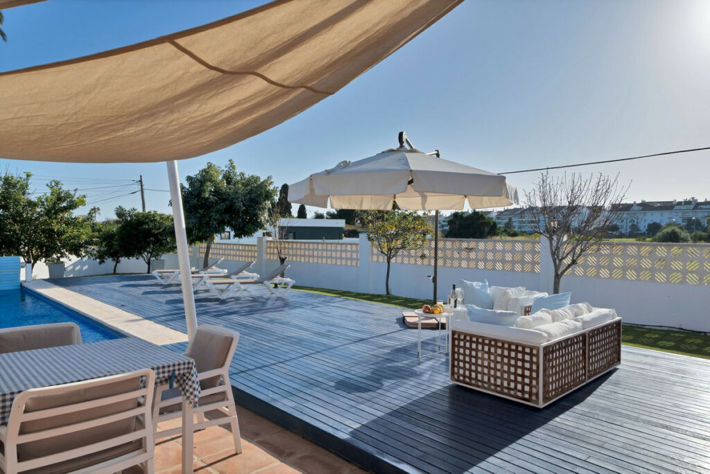 Detached Villa San Pedro de Alcántara Málaga - image 9
