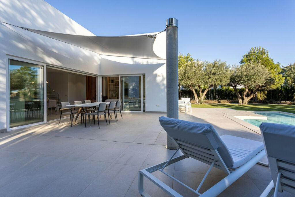 Detached Villa Orihuela Alicante - image 5