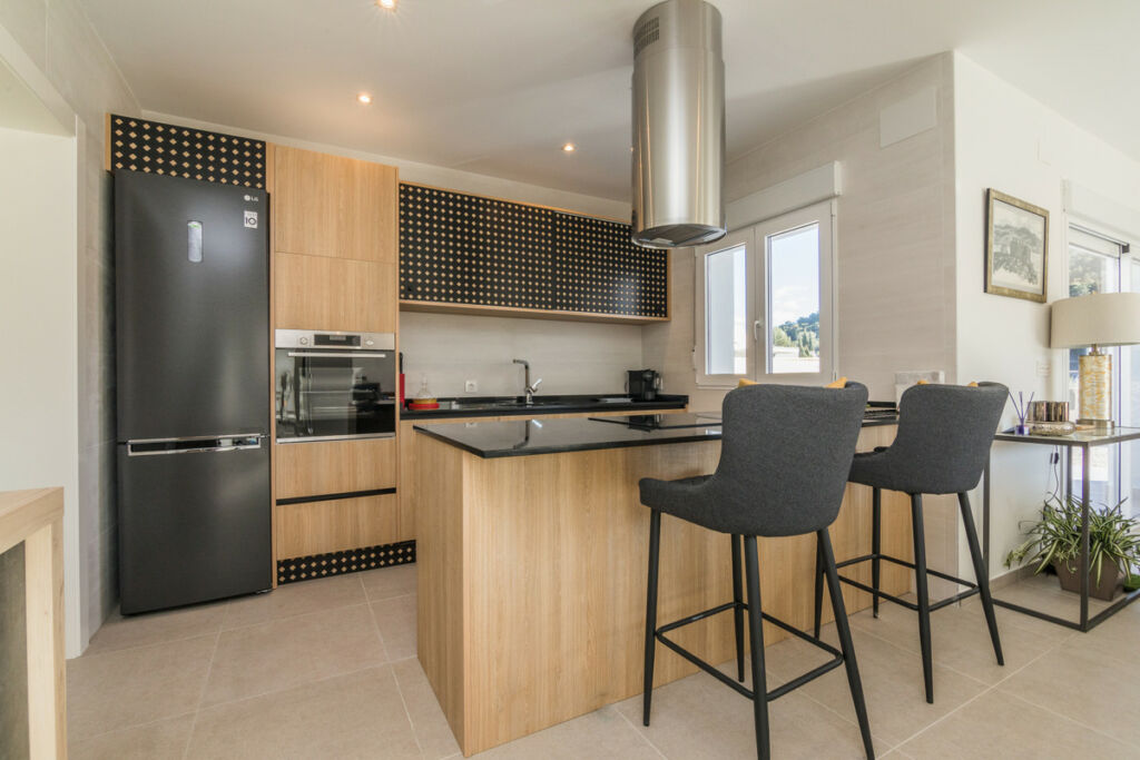 Detached Villa Aspe Alicante - image 5