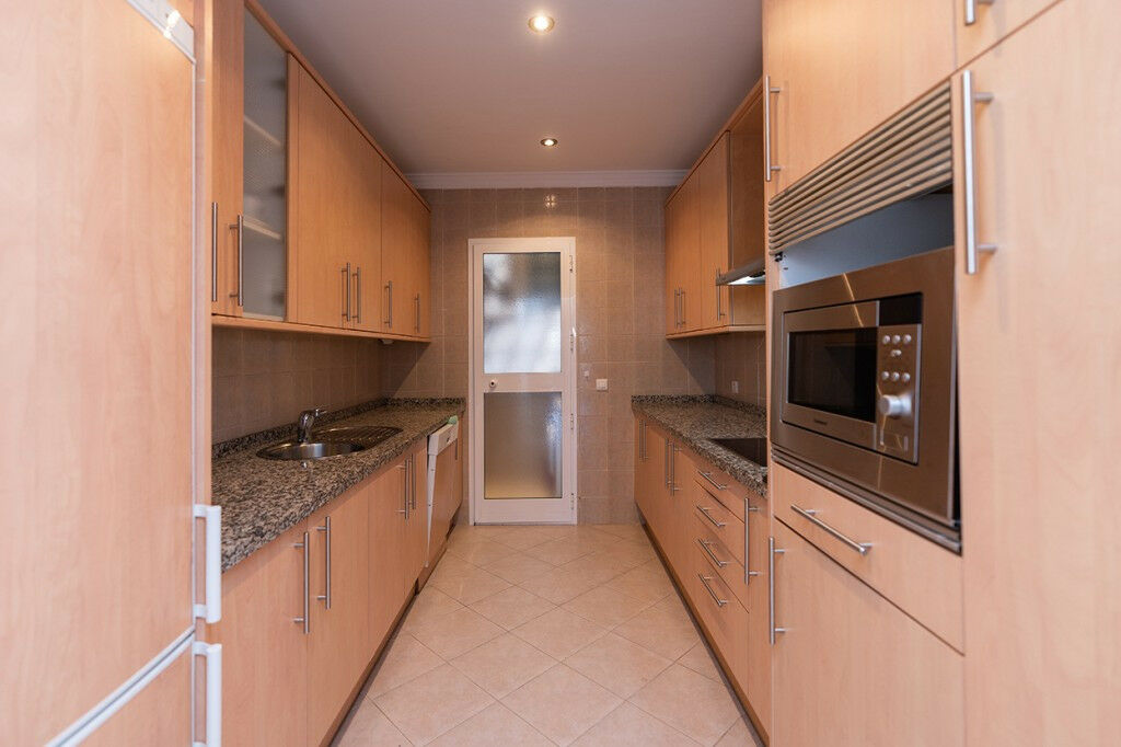Ground Floor Apartment Elviria Málaga - image 5