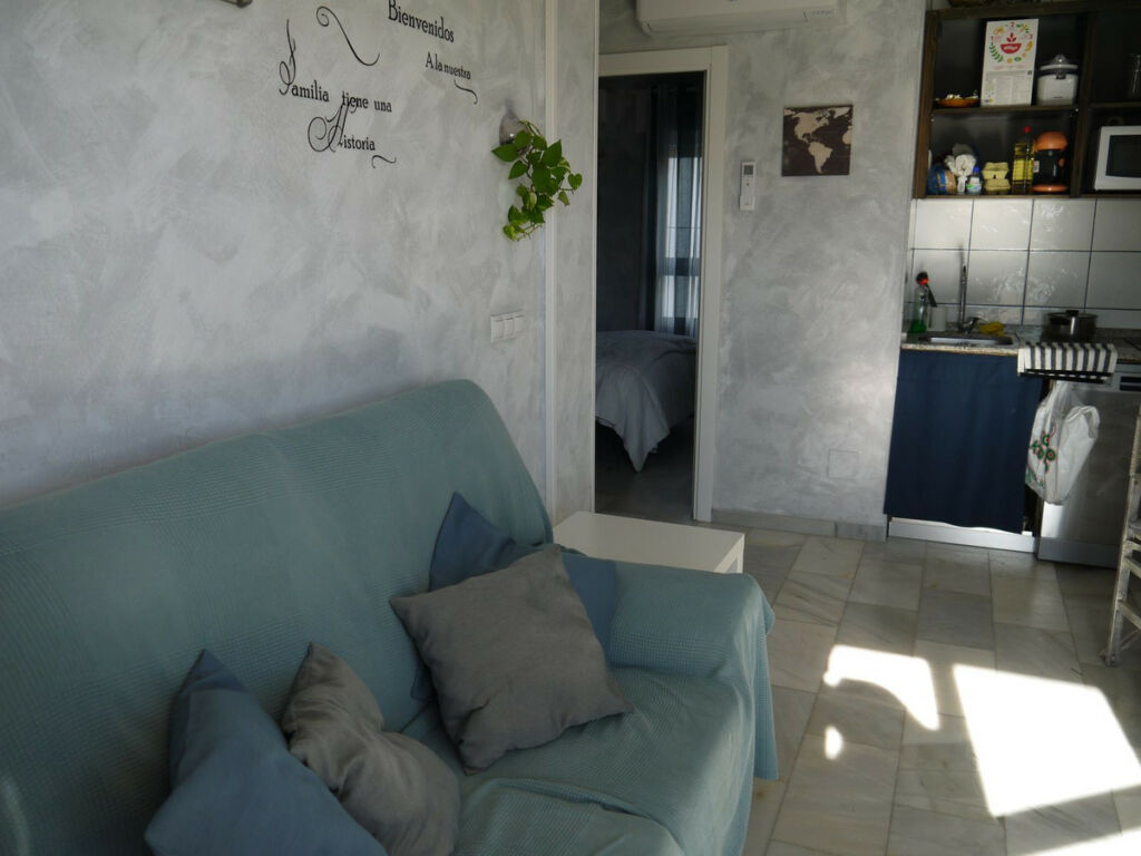 Ground Floor Apartment Torrenueva Málaga - image 5