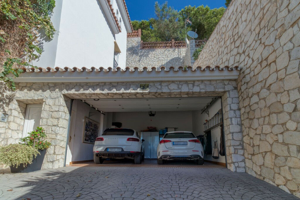 Detached Villa Mijas Málaga - image 5