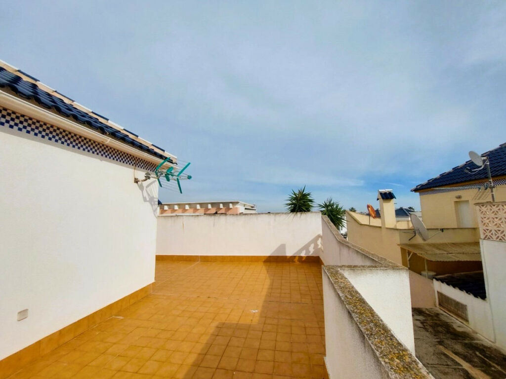 Townhouse Los Altos Alicante - image 6