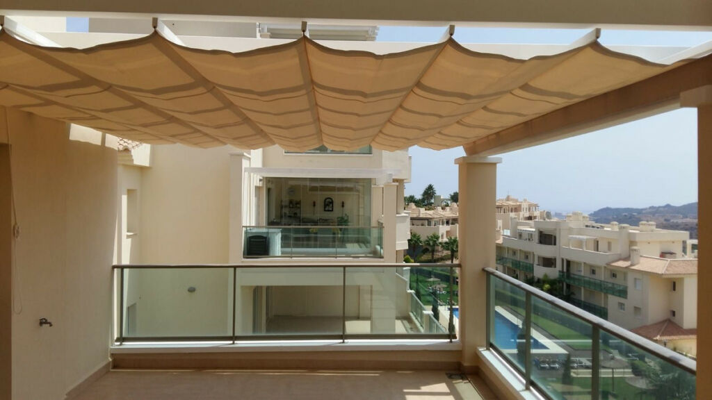 Middle Floor Apartment Cerros del Aguila Málaga - image 5