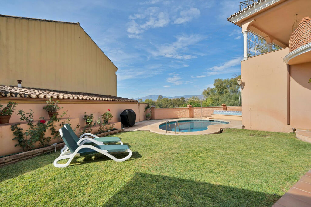 Detached Villa San Pedro de Alcántara Málaga - image 50