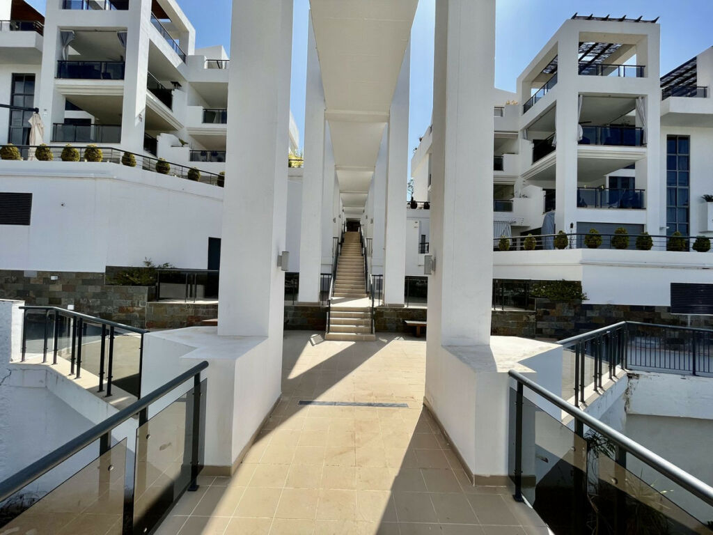 Middle Floor Apartment Los Flamingos Málaga - image 50