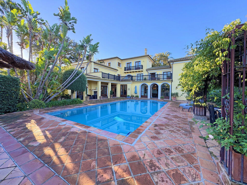 Detached Villa Sotogrande Alto Cádiz - image 65