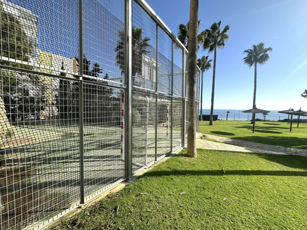 Middle Floor Apartment Calahonda Málaga - image 54
